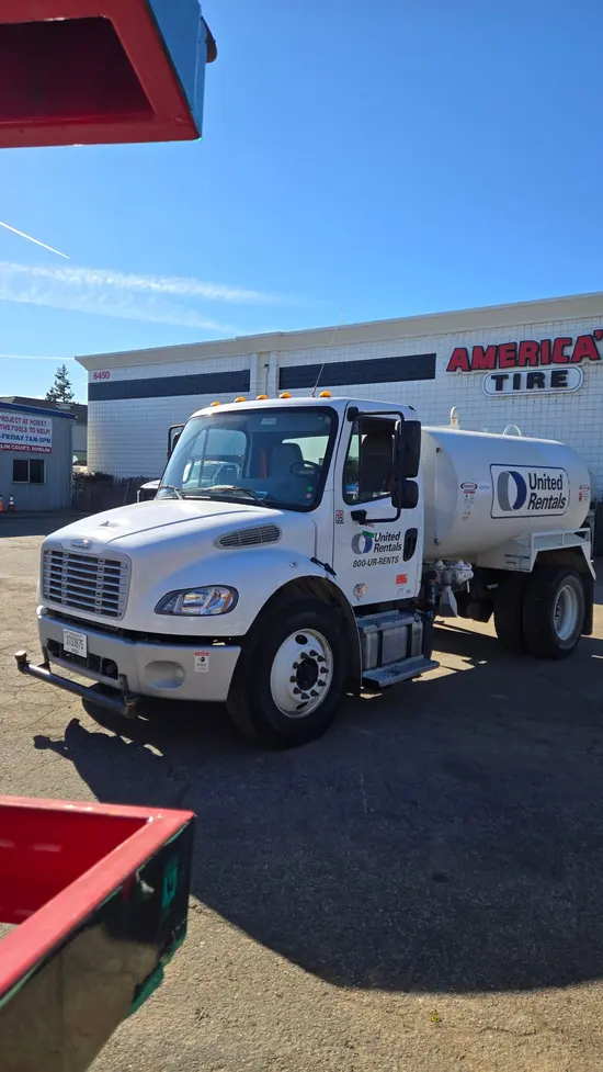 2021 Freightliner M2 106 WATER Water Truck