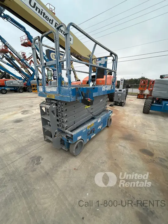 2017 Genie GS-4047 Scissor Lift