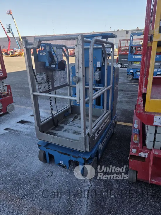 2017 Genie GR-15 Self-Propelled One-Person Lift