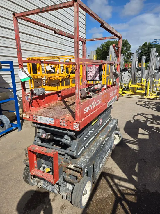 2018 Skyjack SJIII3219 Scissor Lift