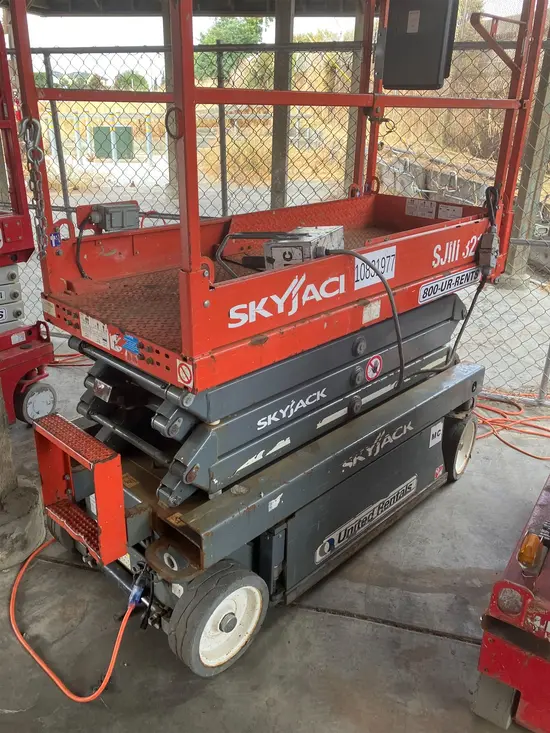2018 Skyjack SJIII3219 Scissor Lift
