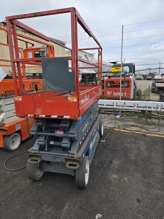 2018 Skyjack SJIII3226 Scissor Lift