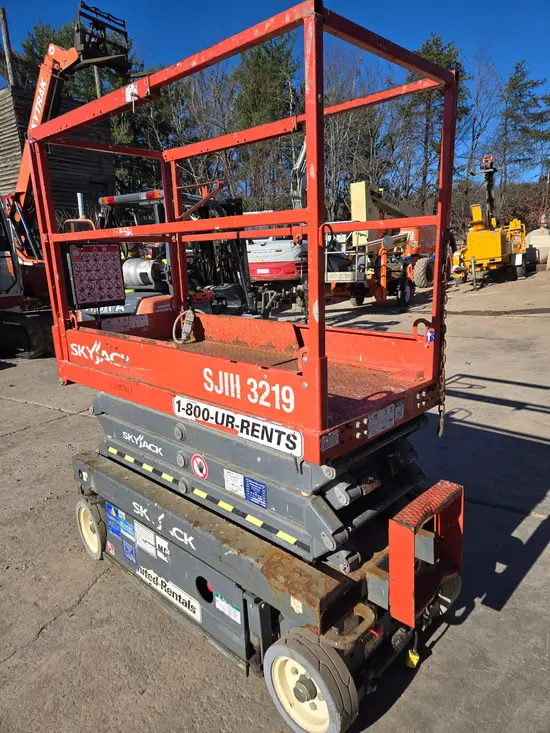 2017 Skyjack SJIII3219 Scissor Lift