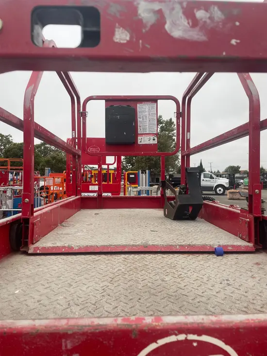 2018 MEC 4046SE Scissor Lift