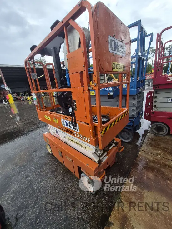 2021 Snorkel S3219E Scissor Lift
