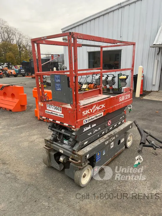 2018 Skyjack SJIII3219 Scissor Lift