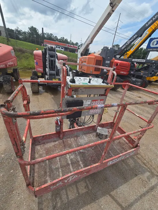 2017 Skyjack SJ46AJ Articulating Boom Lift