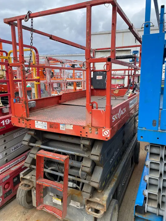 2015 Skyjack SJIII4632 Scissor Lift