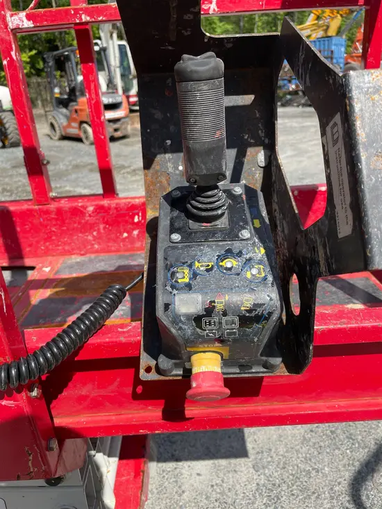 2017 MEC 1330SE Scissor Lift