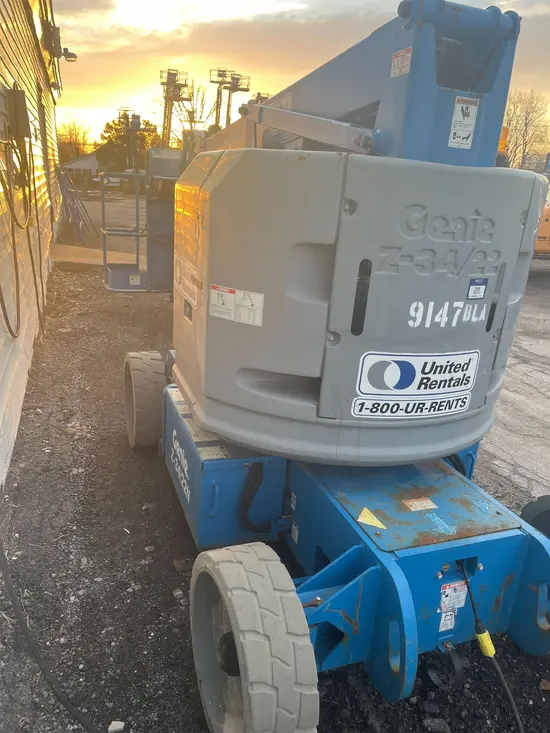 2014 Genie Z-34/22N Articulating Boom Lift