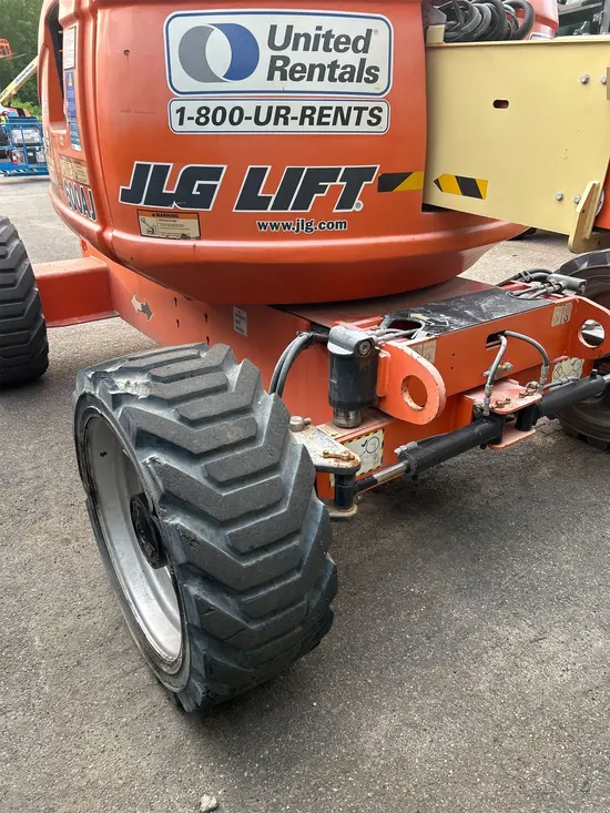 2017 JLG 600AJ Articulating Boom Lift