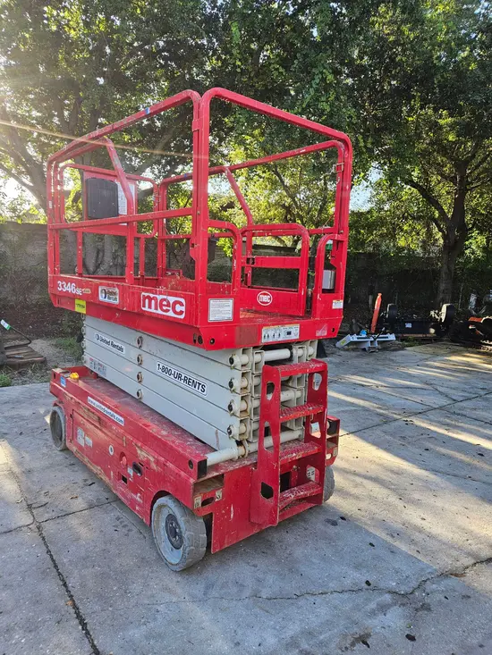 2018 MEC 3346SE Scissor Lift