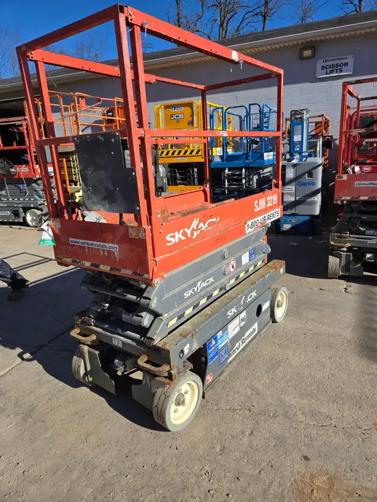 2017 Skyjack SJIII3219 Scissor Lift
