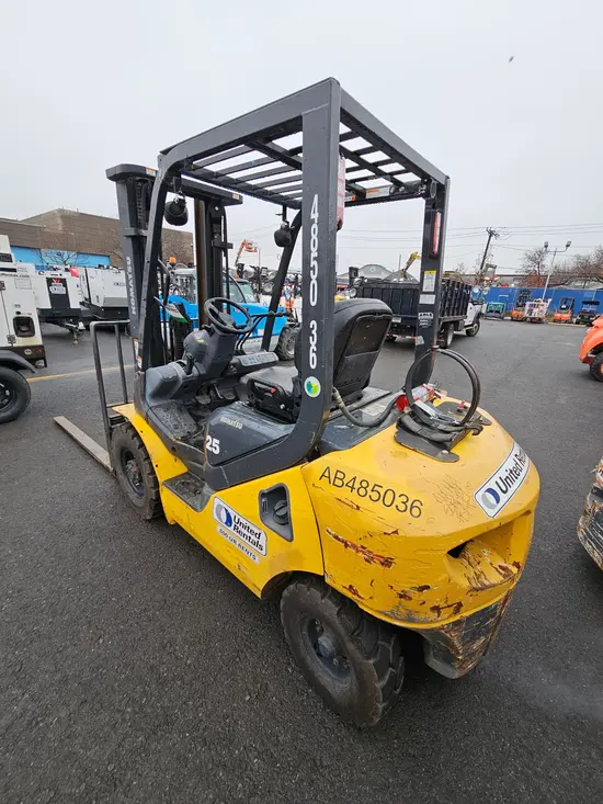 2019 Komatsu FG25T-16 Warehouse Forklift