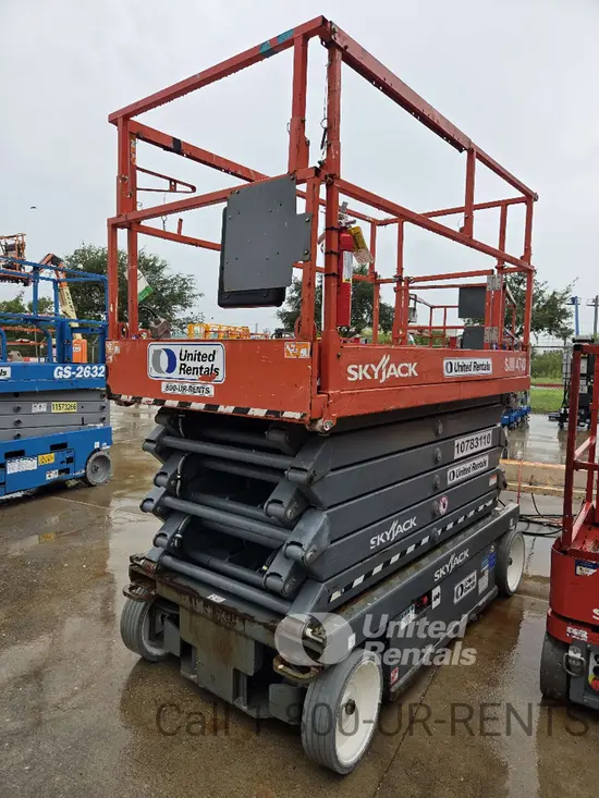 2018 Skyjack SJIII4740 Scissor Lift