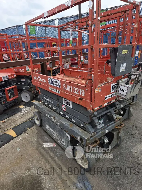 2018 Skyjack SJIII3219 Scissor Lift