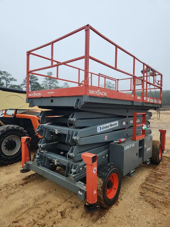 2017 Skyjack SJ9250RT Rough Terrain Scissor Lift