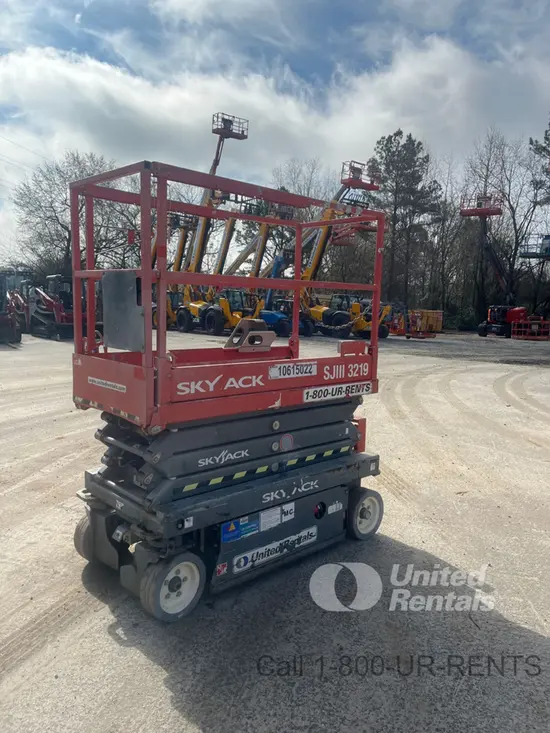 2017 Skyjack SJIII3219 Scissor Lift