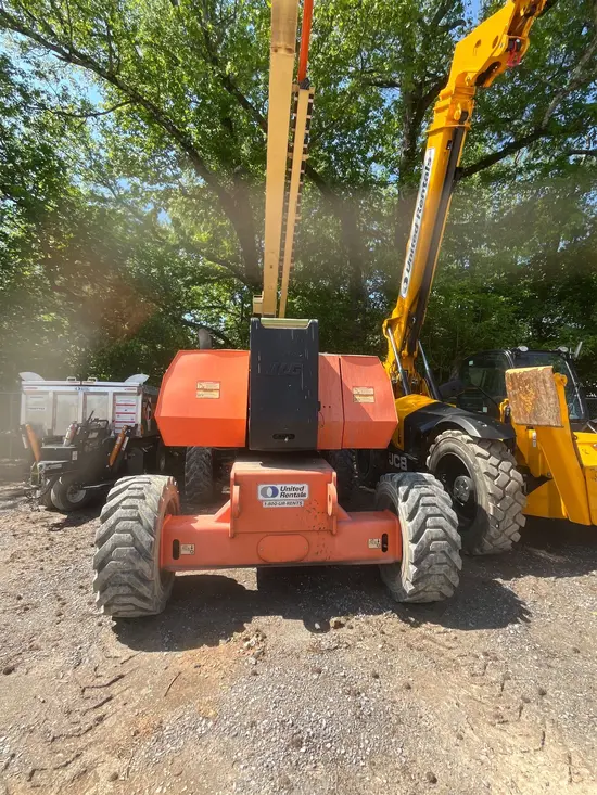 2016 JLG 800AJ Articulating Boom Lift