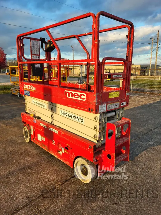 2019 MEC 2632SE Scissor Lift