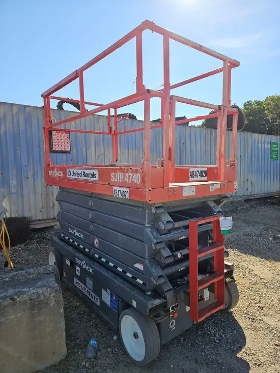 2018 Skyjack SJIII4740 Scissor Lift