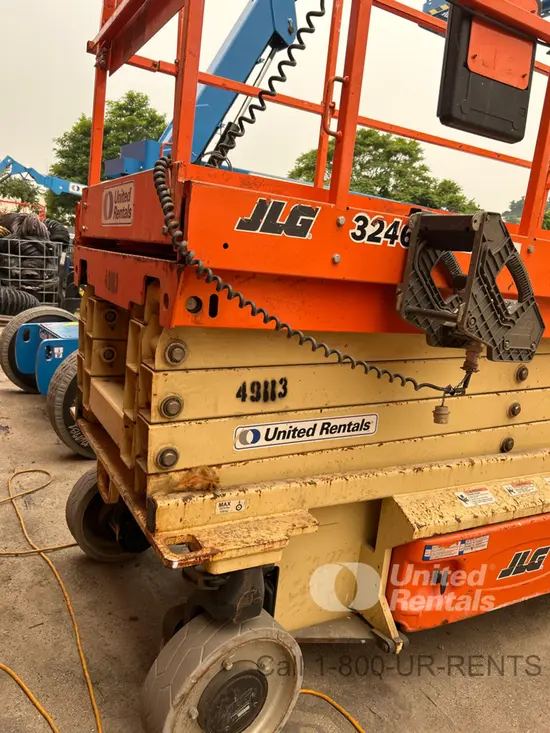 2017 JLG 3246ES Scissor Lift