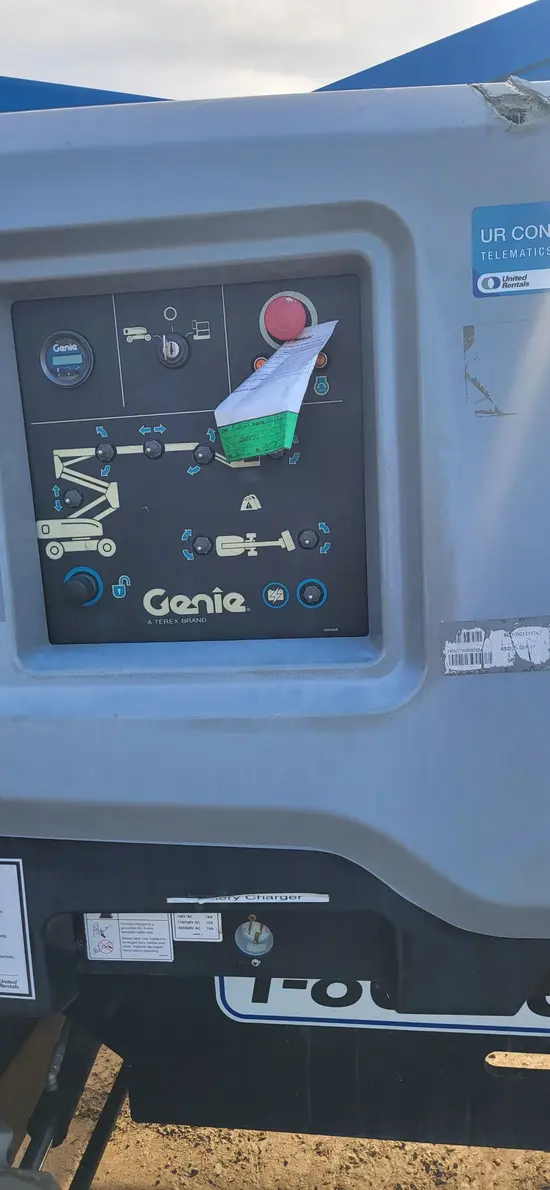2017 Genie Z-60/37FE Articulating Boom Lift