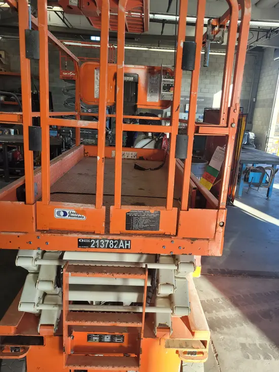 2018 Snorkel S4726E Scissor Lift