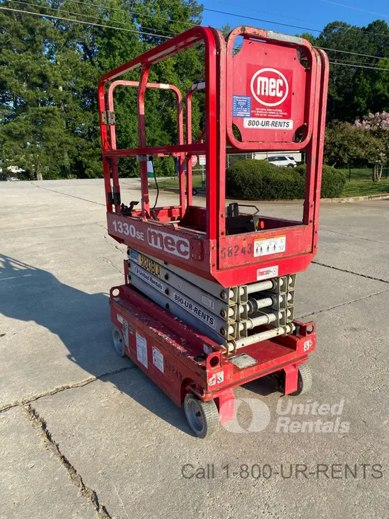 2018 MEC 1330SE Scissor Lift