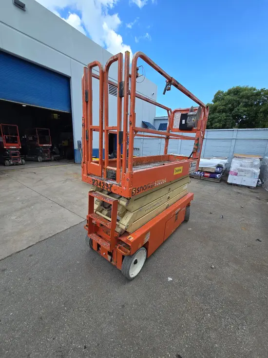 2019 Snorkel S3226E Scissor Lift
