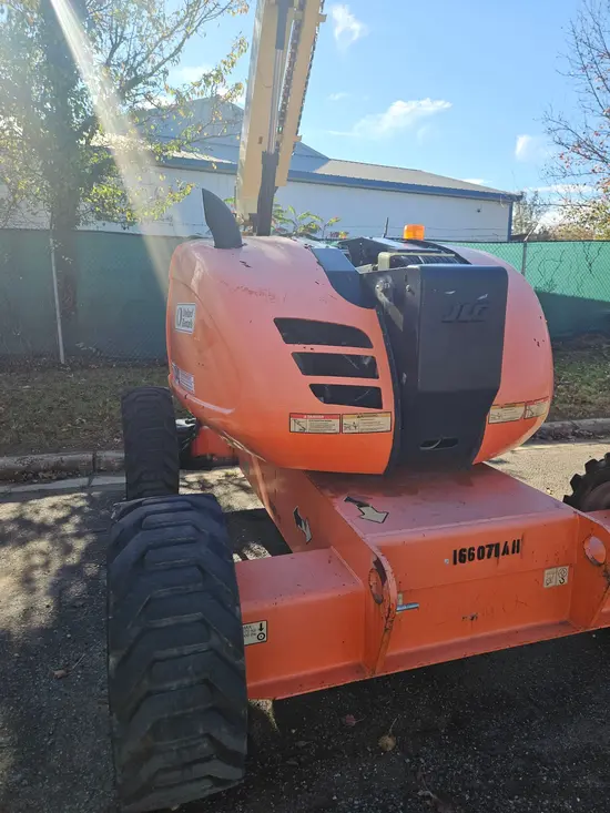 2016 JLG 600AJ Articulating Boom Lift