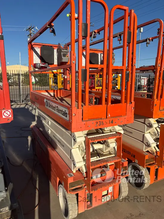 2019 Snorkel S3226E Scissor Lift