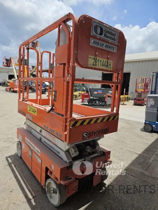 2021 Snorkel S3215E Scissor Lift