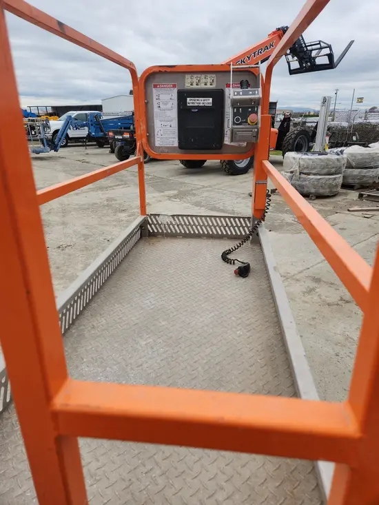 2019 Snorkel S3215L Scissor Lift