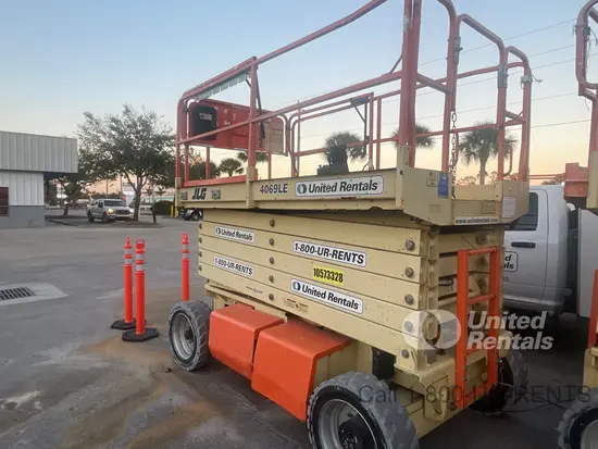 2017 JLG 4069LE Scissor Lift