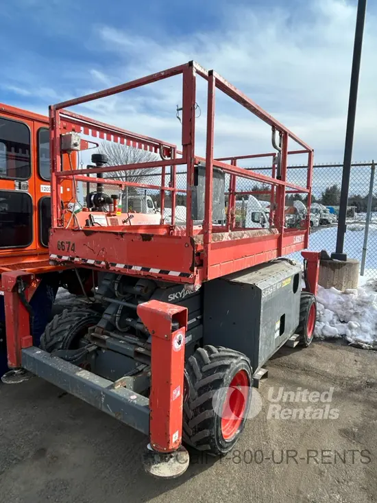 2018 Skyjack SJ6826RT Rough Terrain Scissor Lift