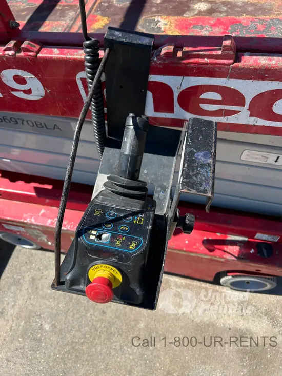 2018 MEC MICRO 19 Scissor Lift