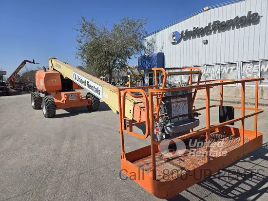 2018 JLG 800S Boom Lift