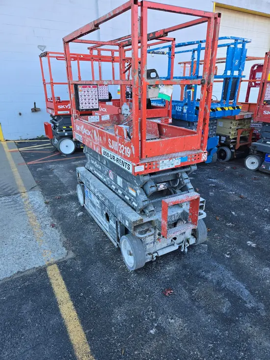 2018 Skyjack SJIII3219 Scissor Lift
