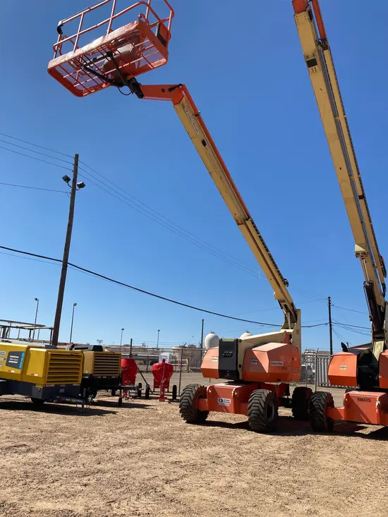 2013 JLG 800AJ Articulating Boom Lift