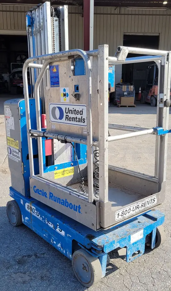 2018 Genie GR-20 Self-Propelled One-Person Lift