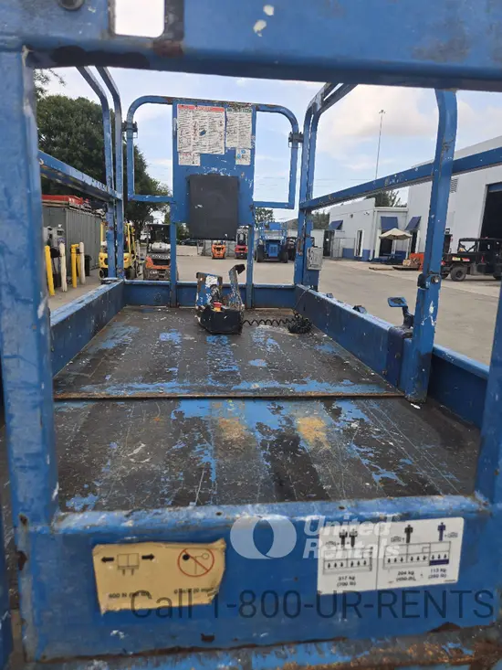 2017 Genie GS-3246 Scissor Lift