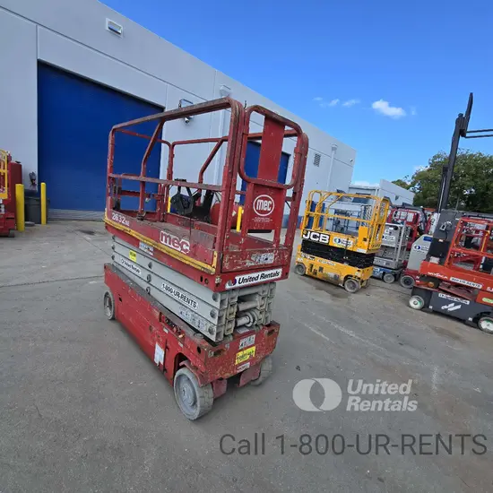 2017 MEC 2632SE Scissor Lift