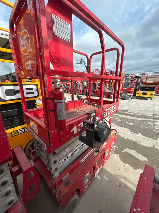 2019 MEC 1330SE Scissor Lift