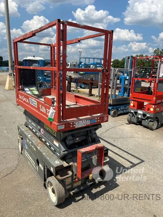 2018 Skyjack SJIII3219 Scissor Lift