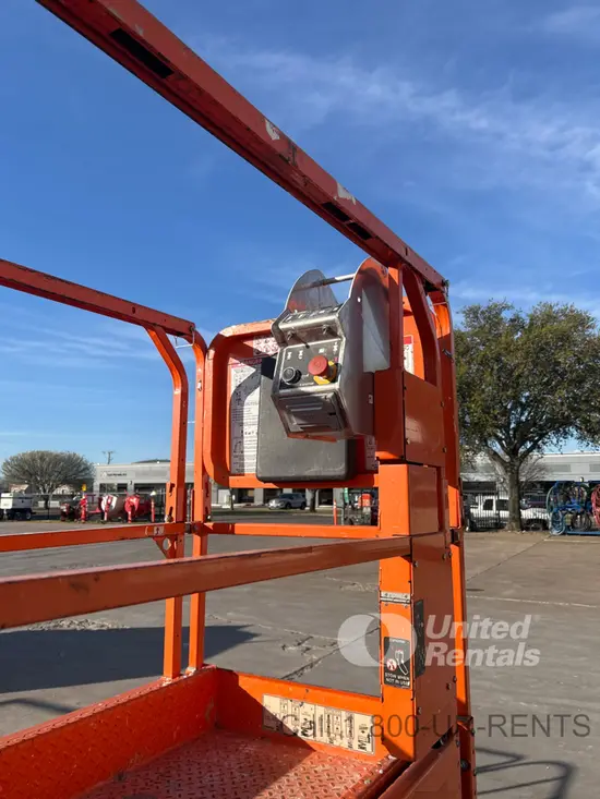 2019 Snorkel S3226E Scissor Lift