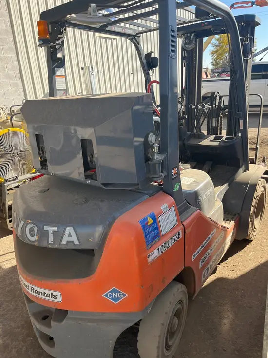 2019 Toyota 8FGU25 Forklift