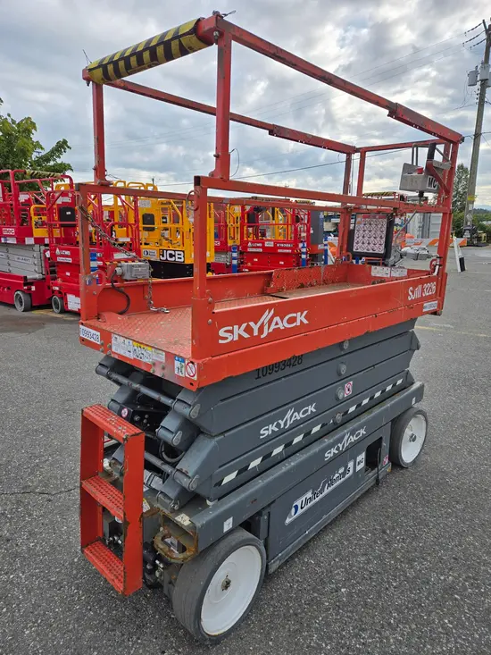 2019 Skyjack SJIII3226 Scissor Lift