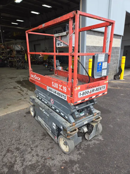 2017 Skyjack SJIII3219 Scissor Lift
