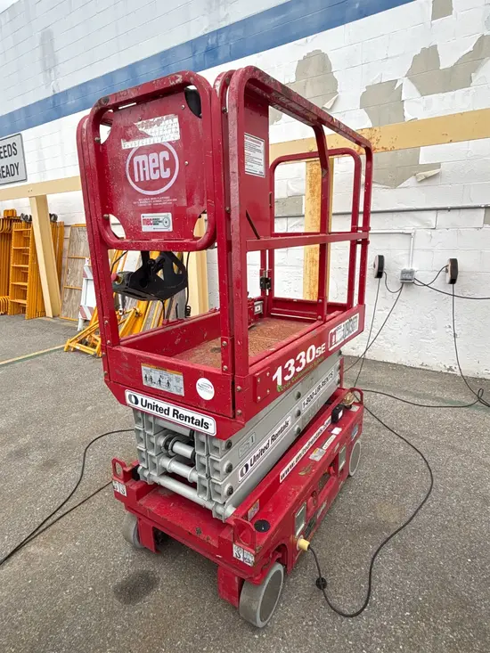 2019 MEC 1330SE Scissor Lift